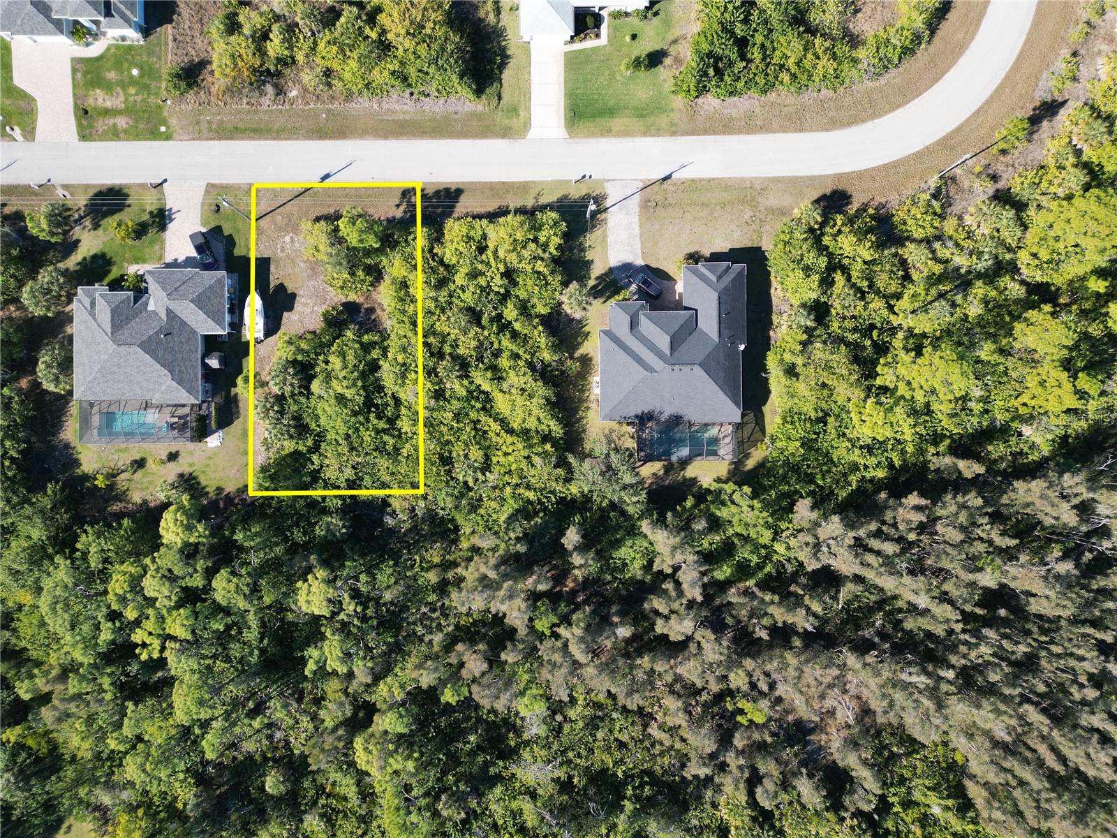 PORT CHARLOTTE SEC 94 01 - Land