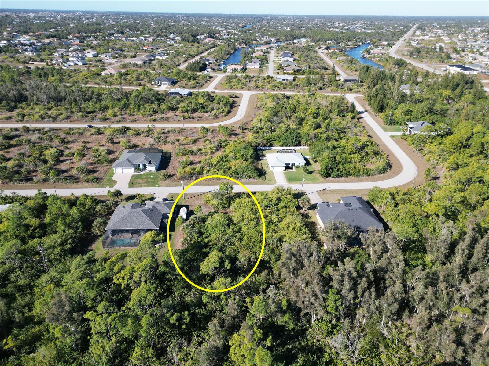 PORT CHARLOTTE SEC 94 01 - Land