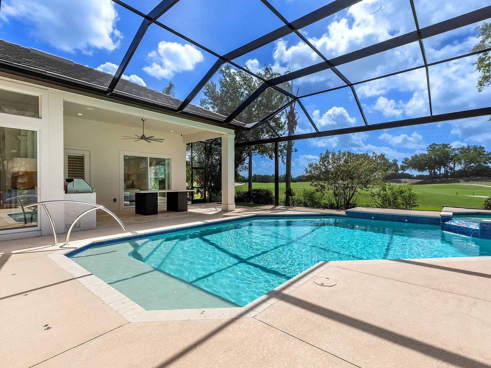 LAKEWOOD RANCH COUNTRY CLUB - Residential
