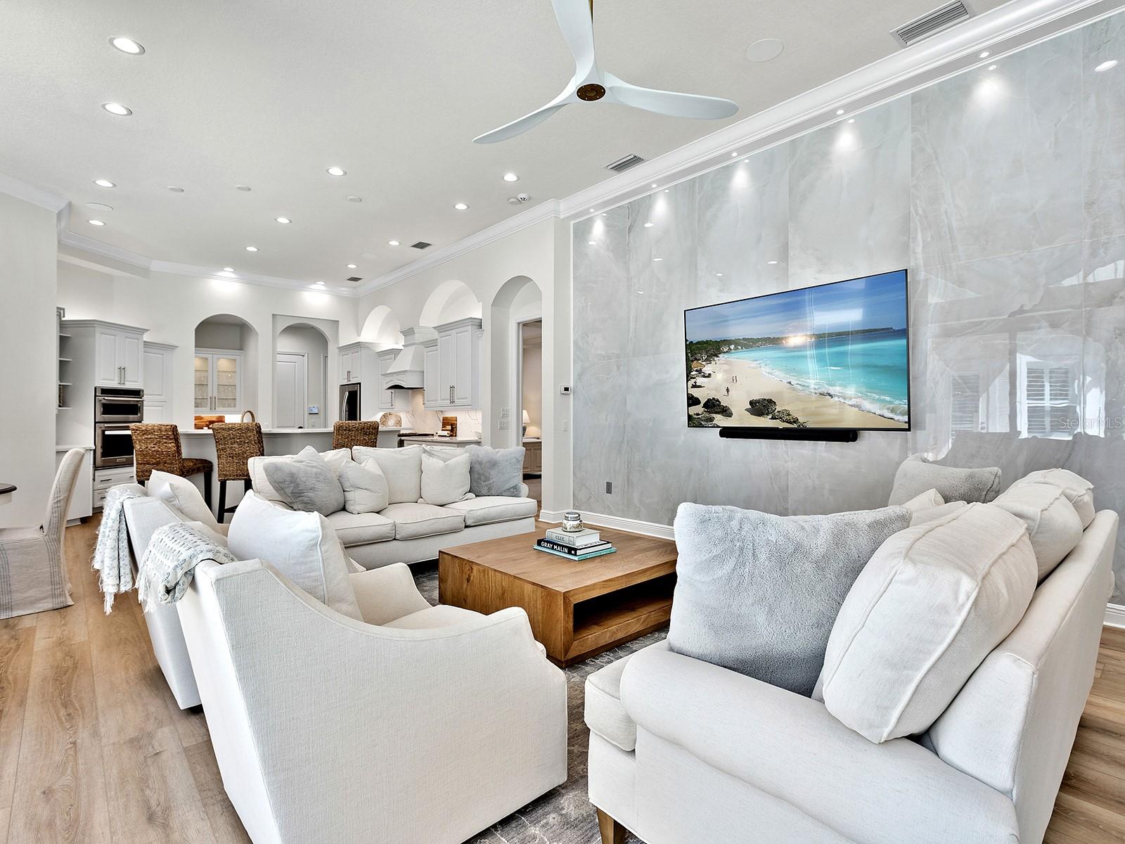 LAKEWOOD RANCH COUNTRY CLUB - Residential