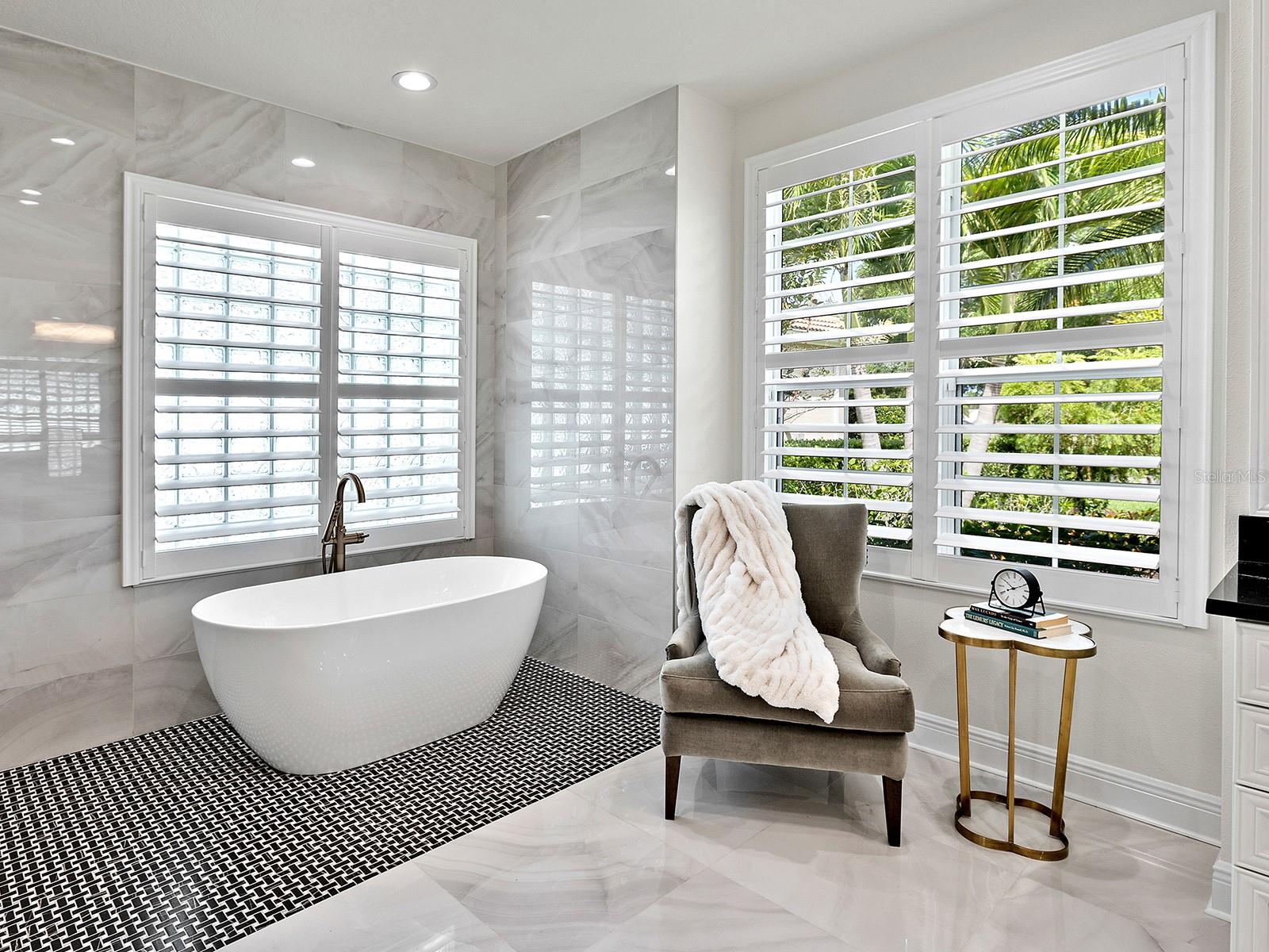 LAKEWOOD RANCH COUNTRY CLUB - Residential