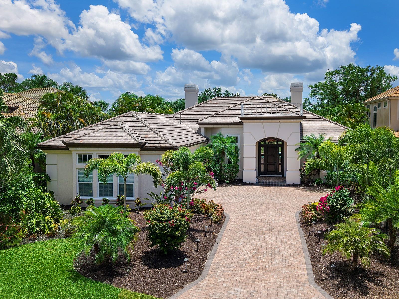 LAKEWOOD RANCH COUNTRY CLUB - Residential