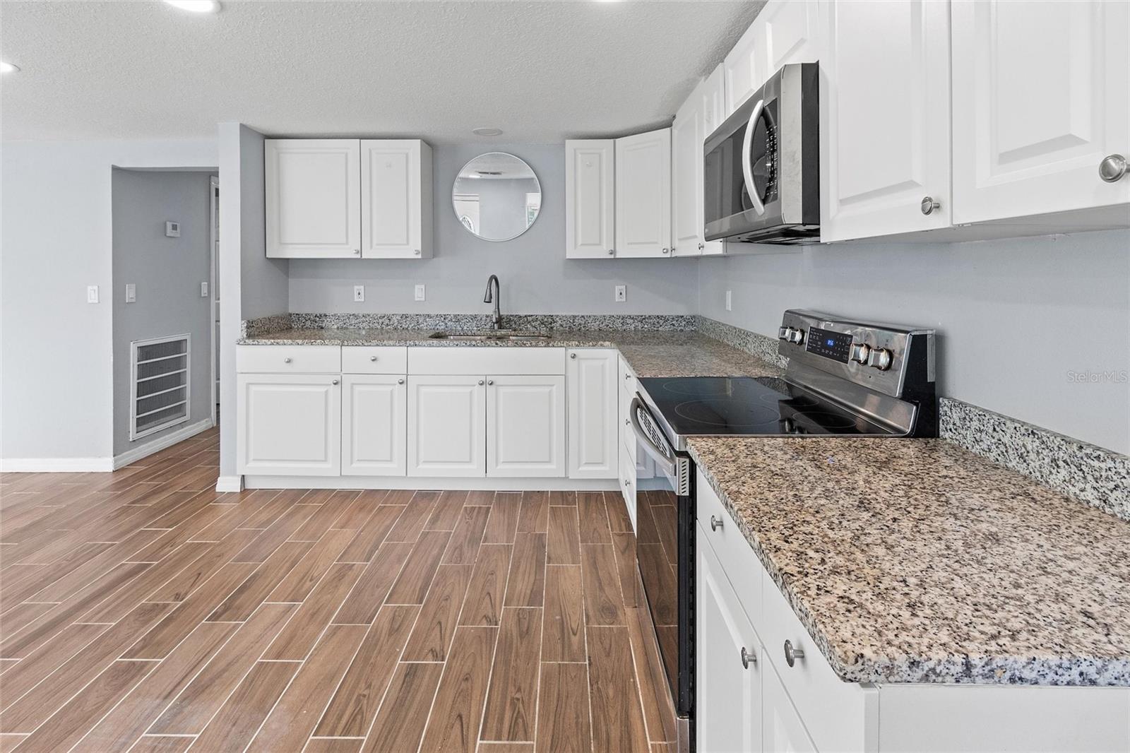 JAN PHYL VILLAGE UNIT 03 A - Residential