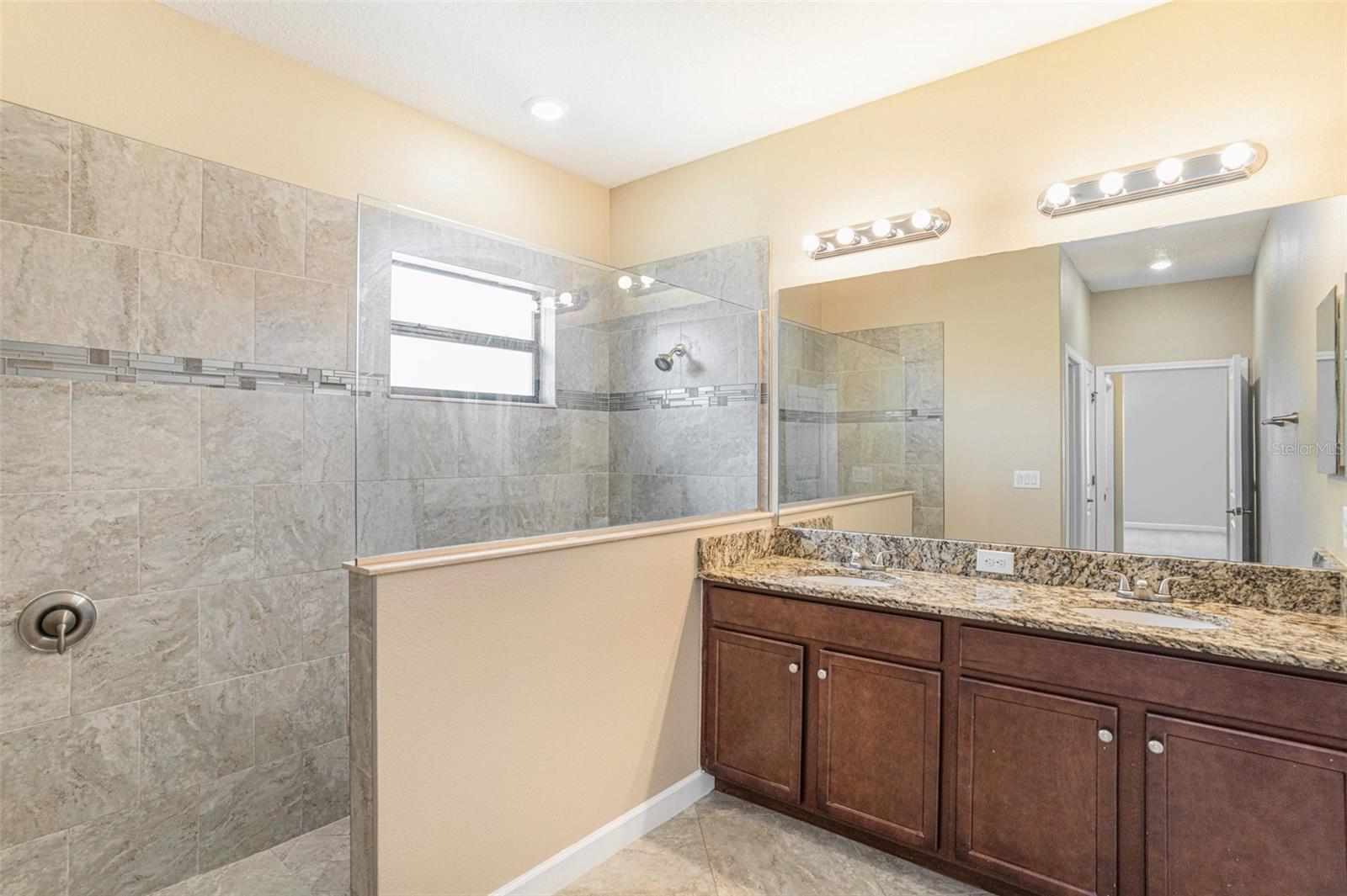 WATERLEAF PH 4B - Residential