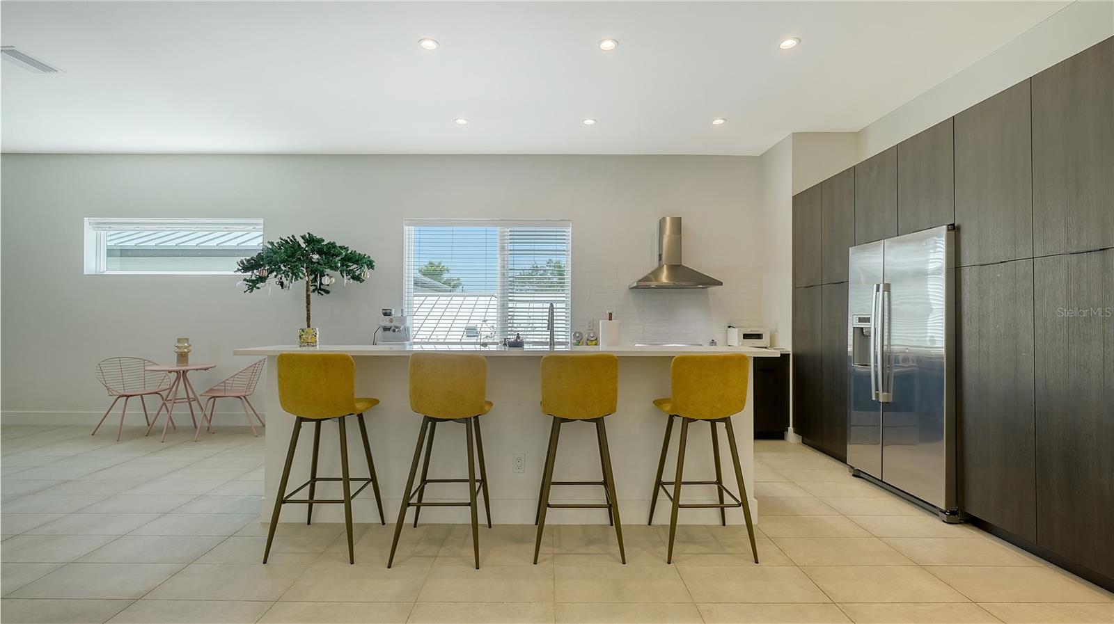 SCHINDLER SUB - Residential Income