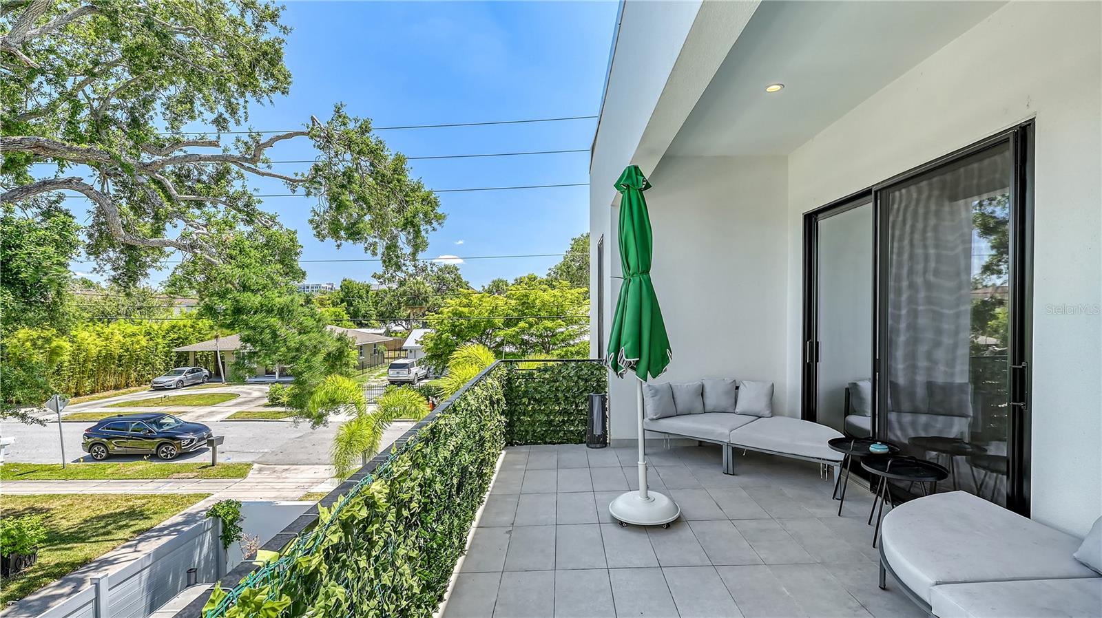 SCHINDLER SUB - Residential Income