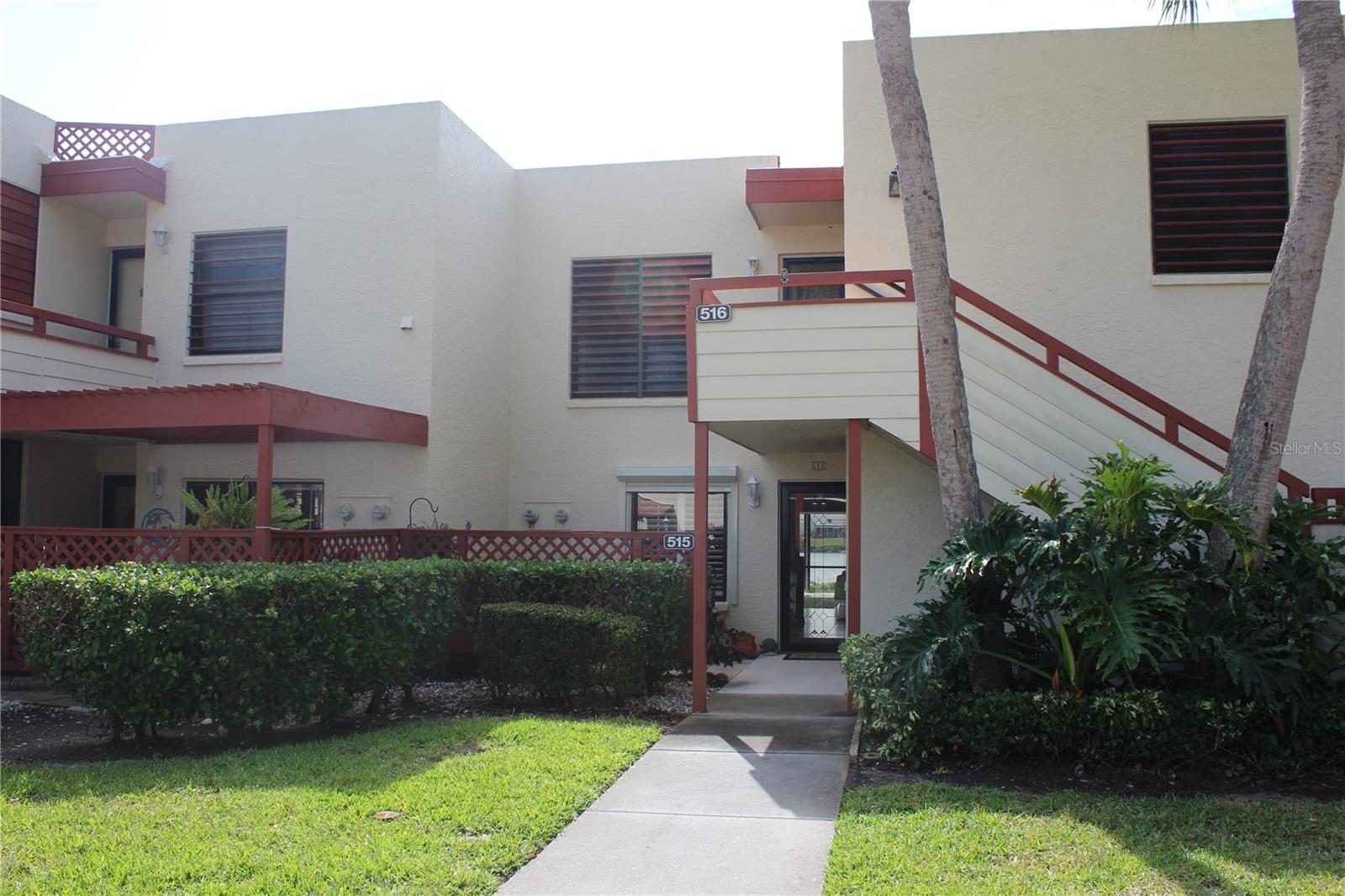 515 SPRING LAKES BOULEVARD 515