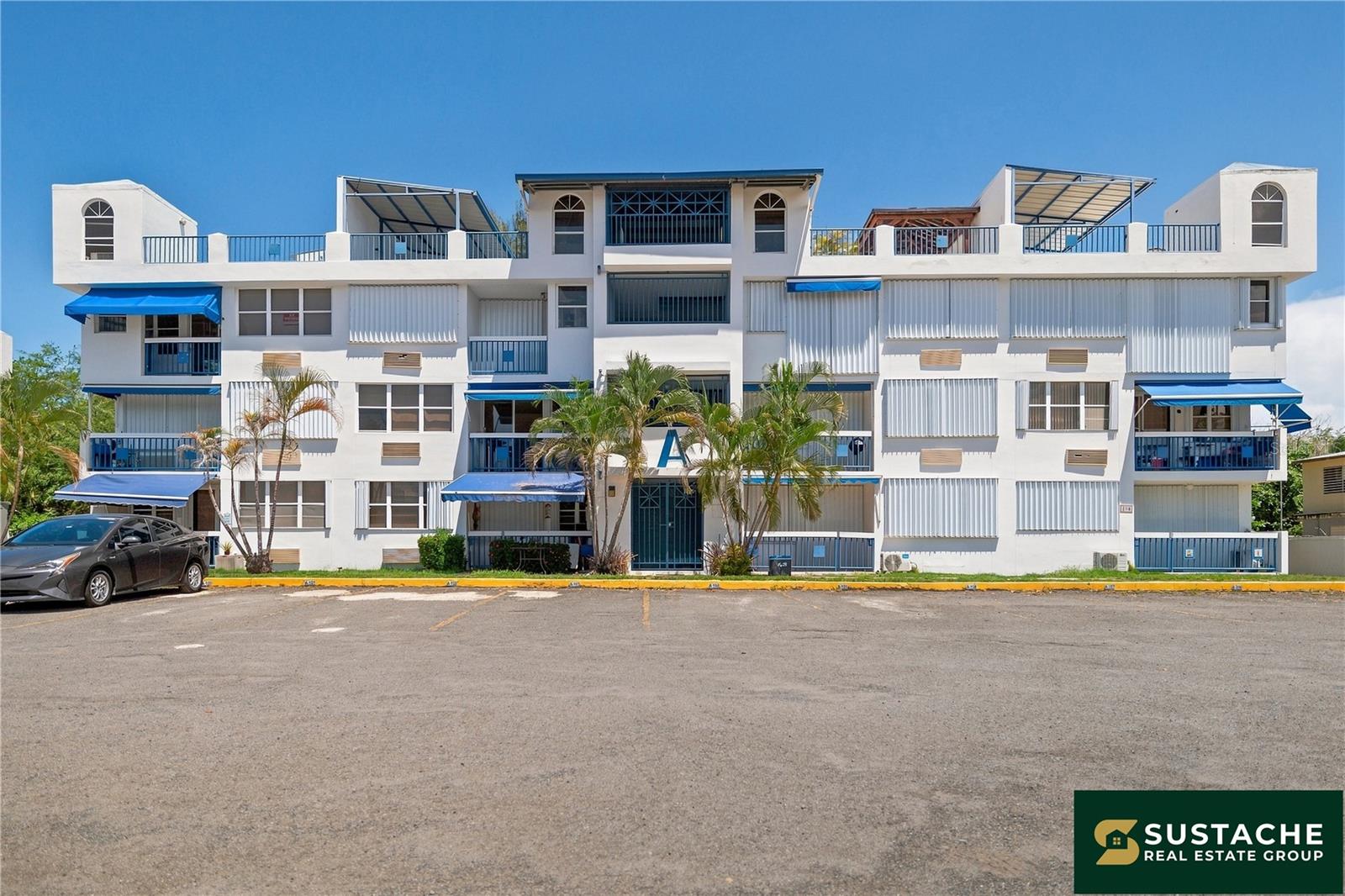1 CALLE CHARLIE A-303