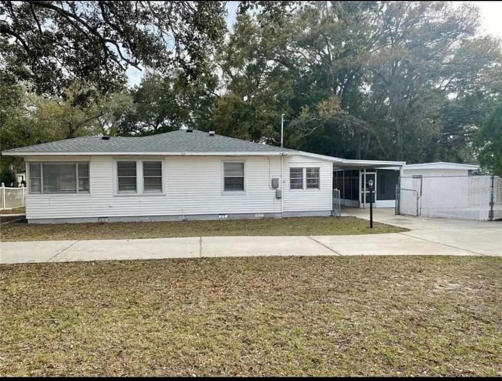 Photo of 1504 Tilley Avenue, Clearwater, FL 33756 (MLS # TB8494835)