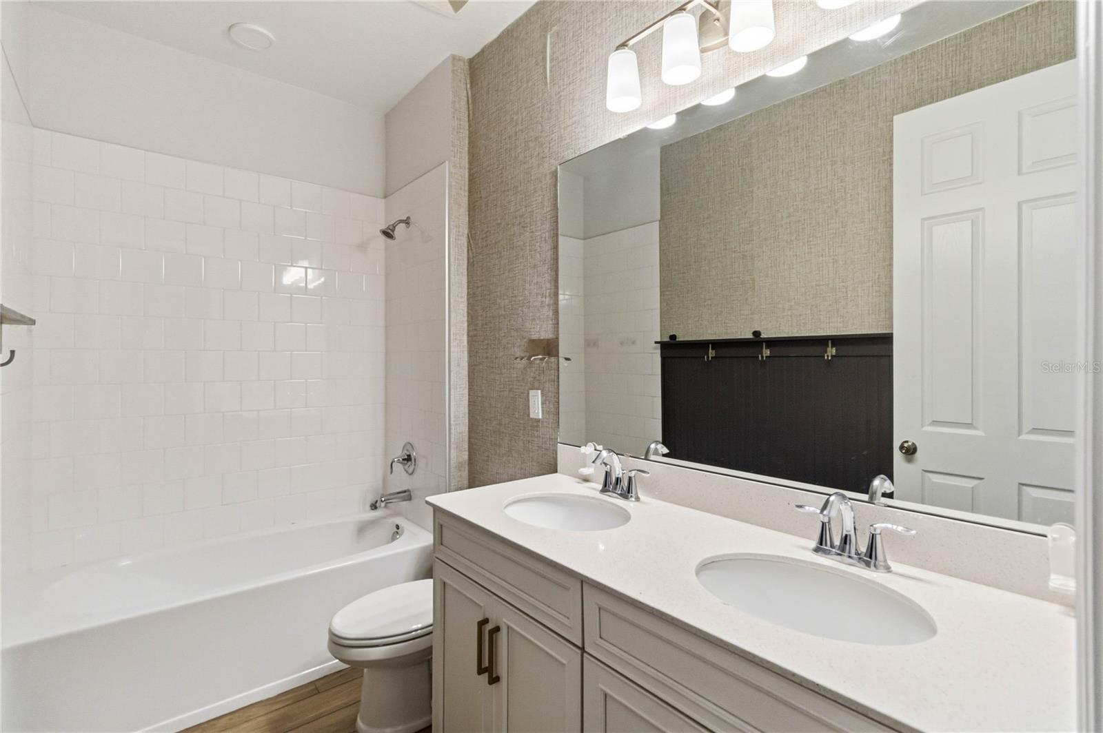 RED EMBER NORTH - Residential