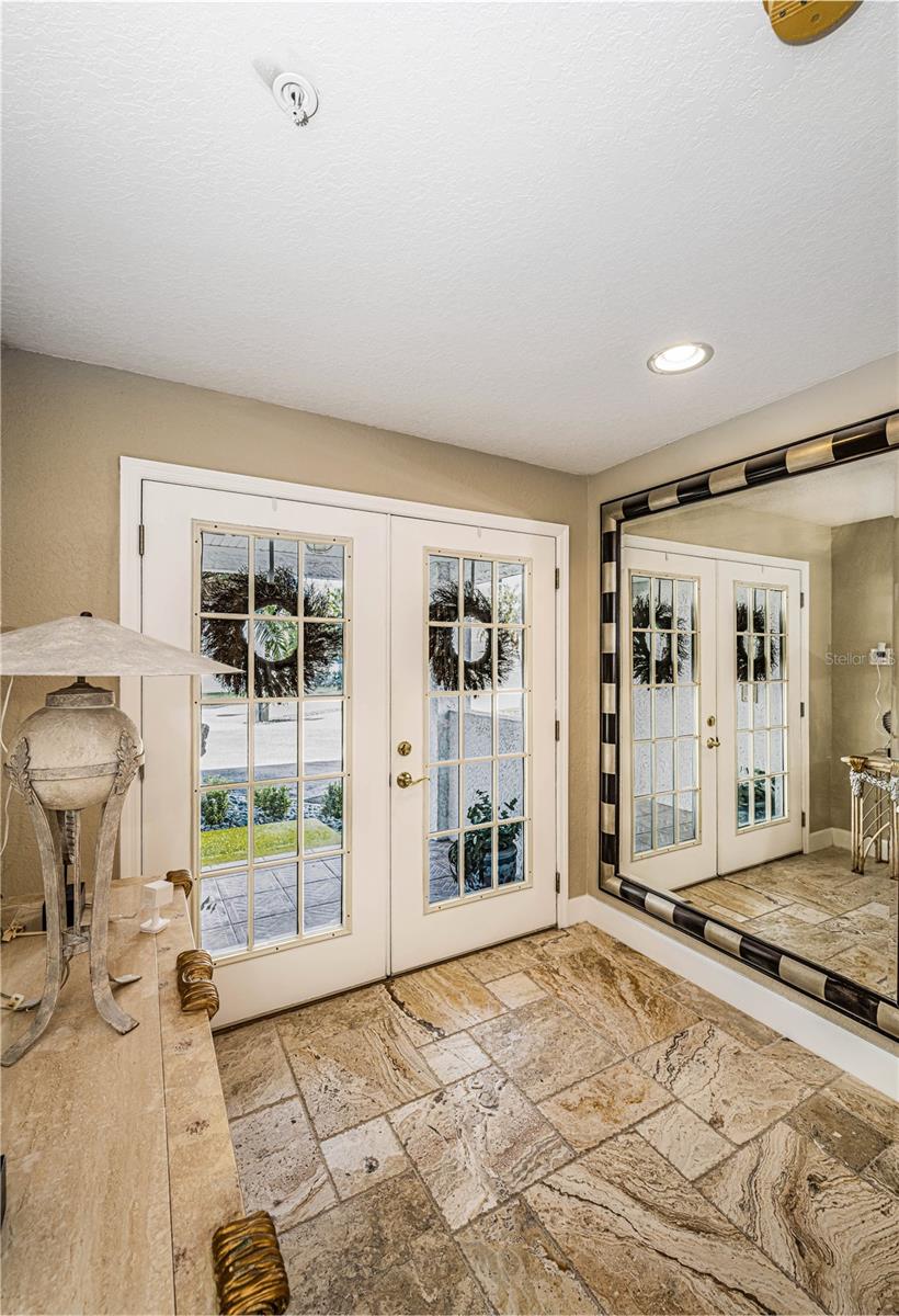 TIDES VILLAGE - YACHT - Residential