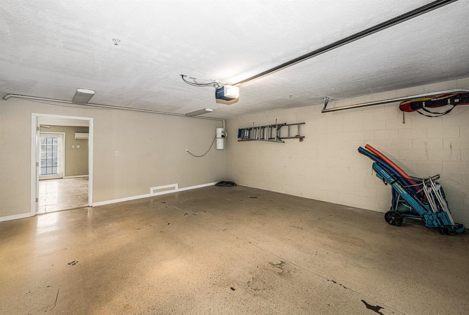 TIDES VILLAGE - YACHT - Residential