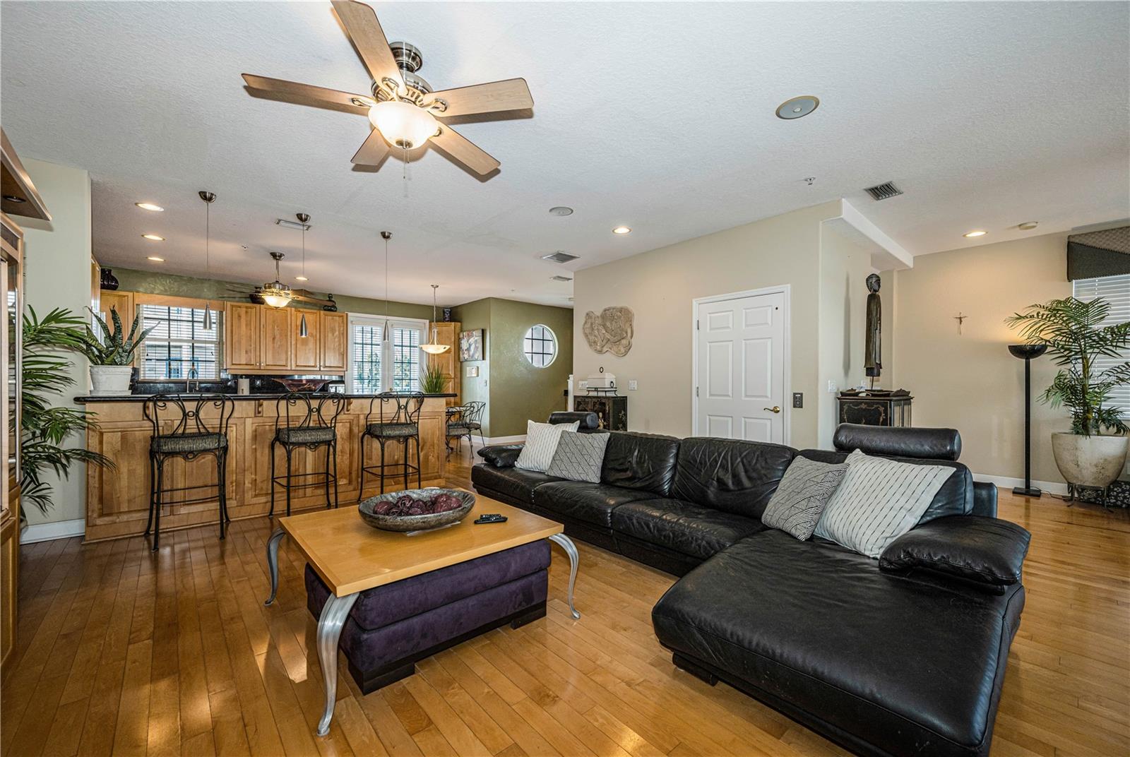 TIDES VILLAGE - YACHT - Residential