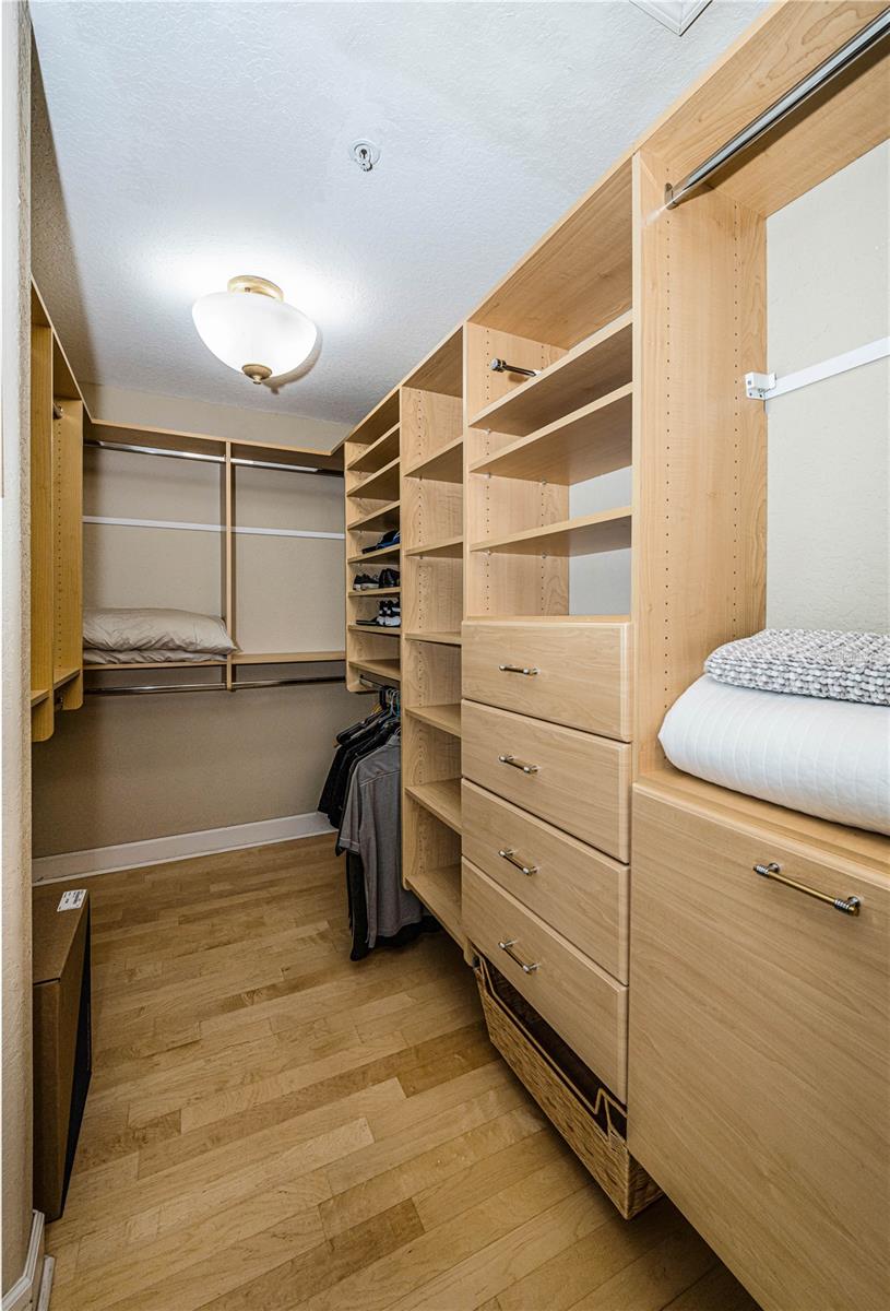 TIDES VILLAGE - YACHT - Residential