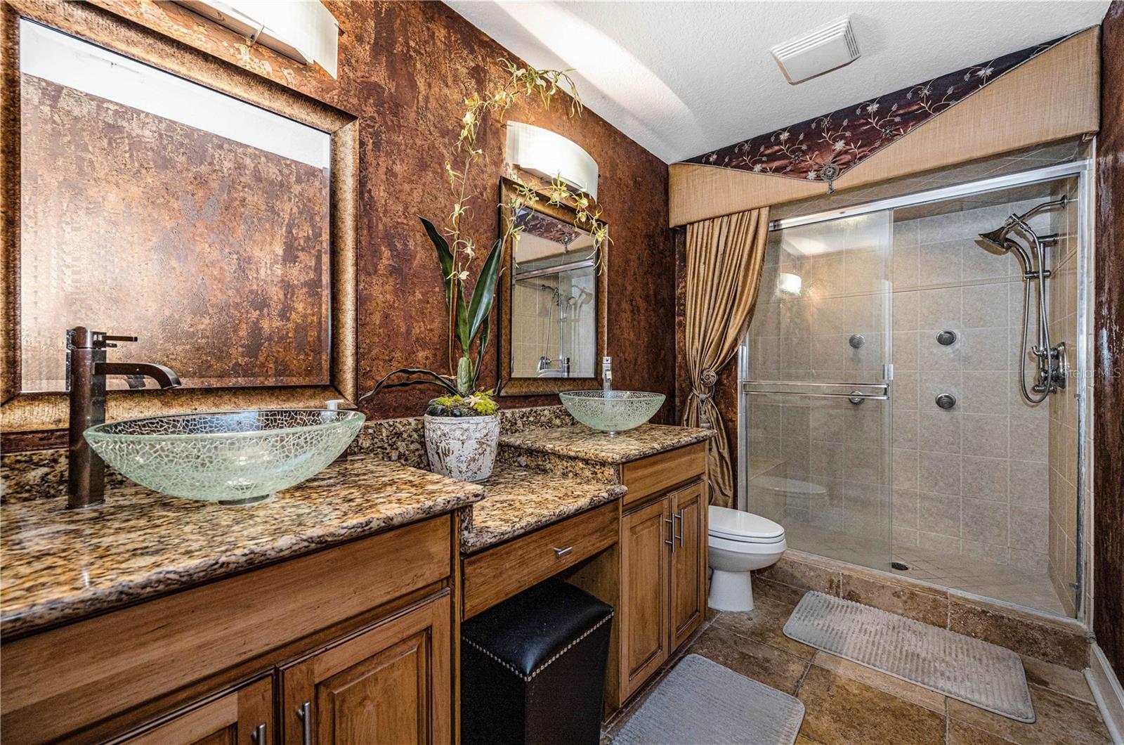 TIDES VILLAGE - YACHT - Residential