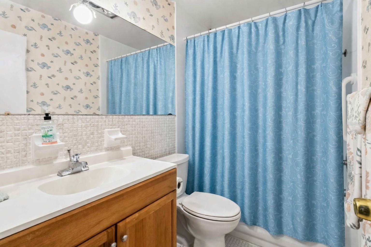 TOWN APTS CONDO - Residential