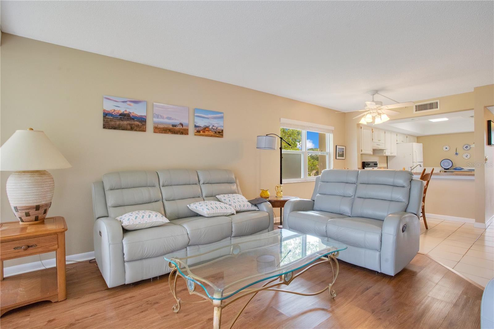 VILLAS CAPRI CONDO - Residential