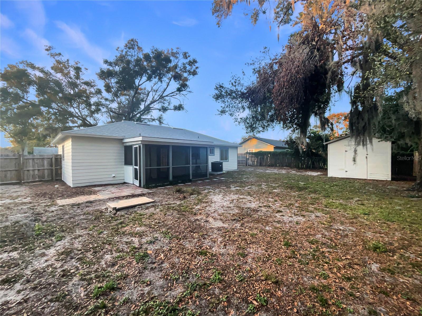 SUMMERSET - Residential