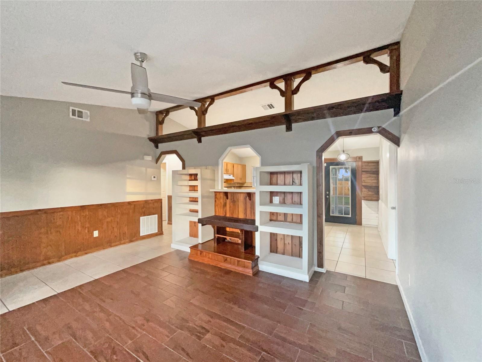 SUMMERSET - Residential