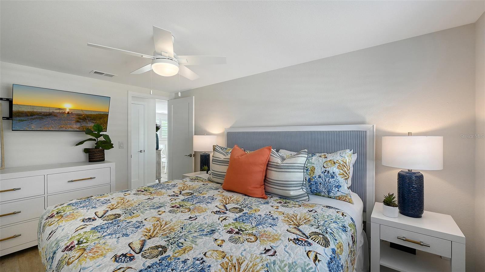 ALOHA KAI APTS - Residential