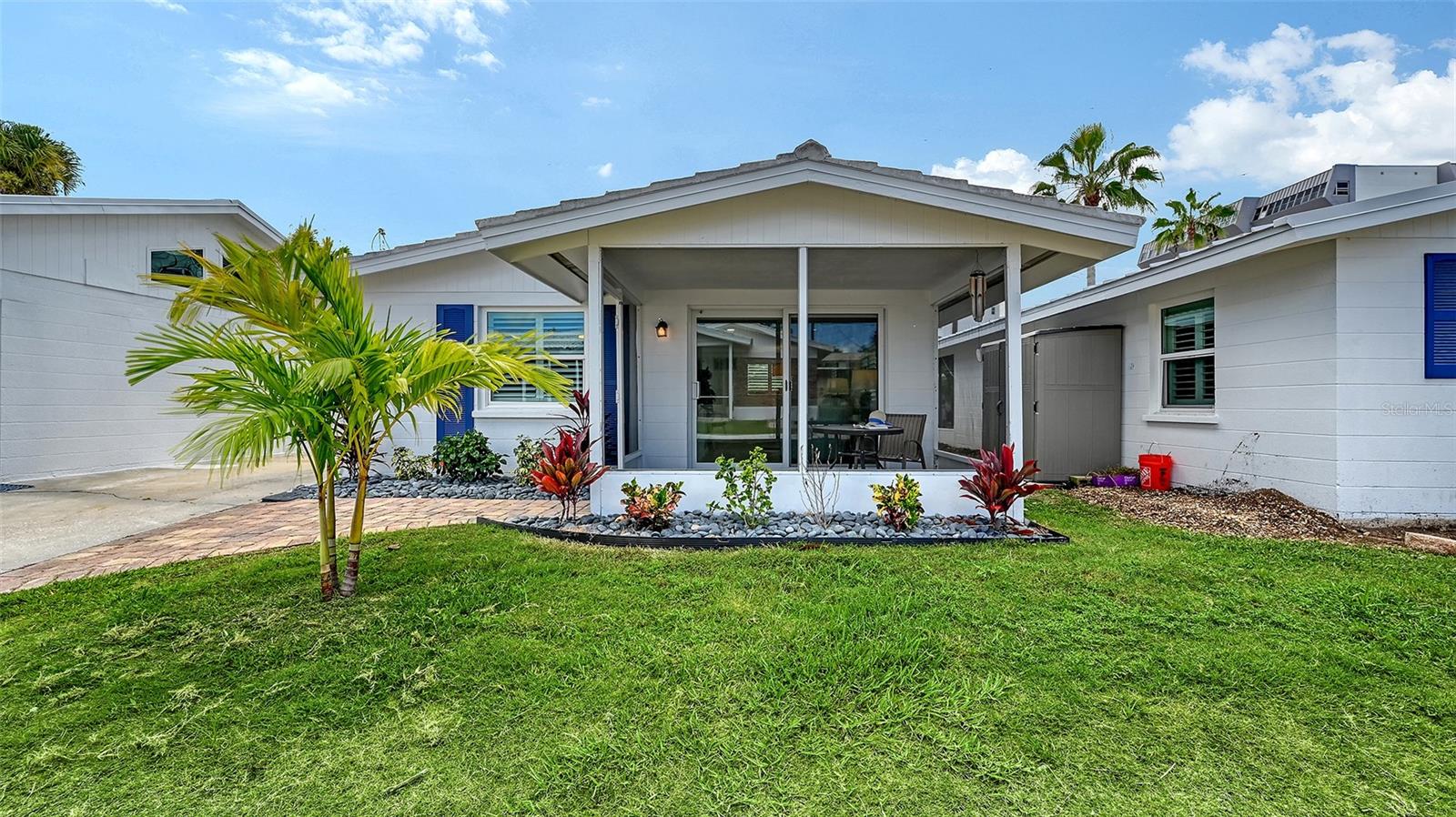 ALOHA KAI APTS - Residential