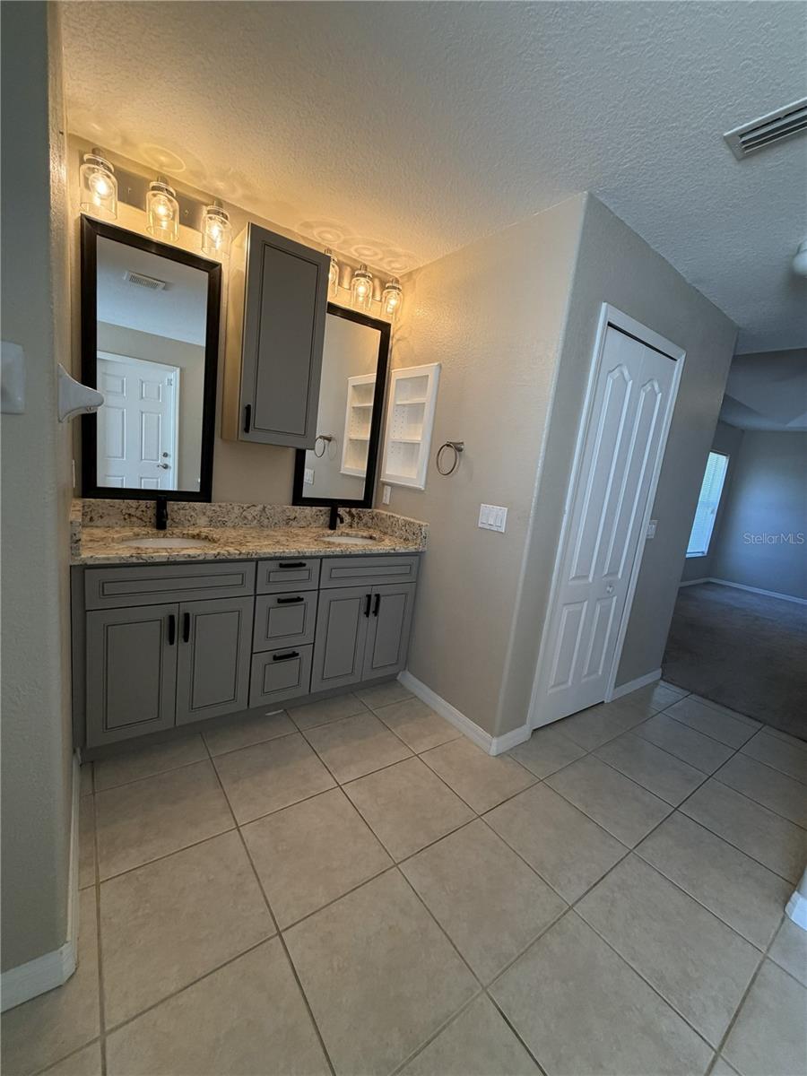 PORT CHARLOTTE SUB 10 - Residential Lease