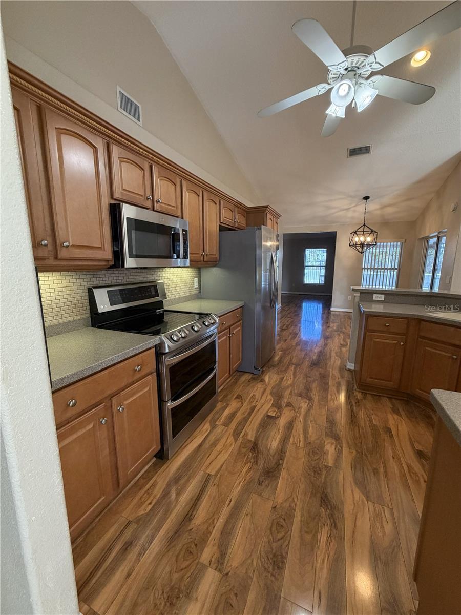 PORT CHARLOTTE SUB 10 - Residential Lease