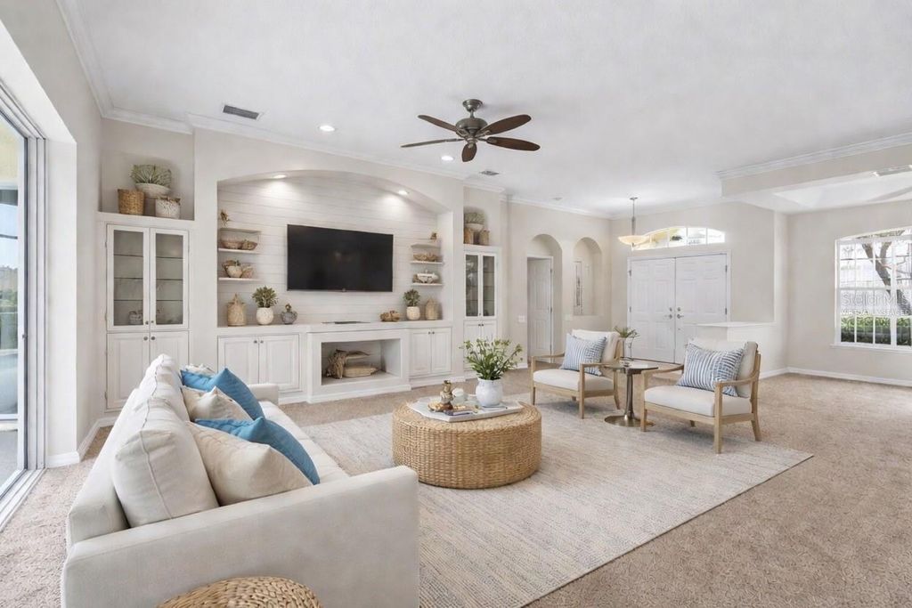 Photo of 600 Cockatoo Circle, Venice, FL 34285 (MLS # A4686884)