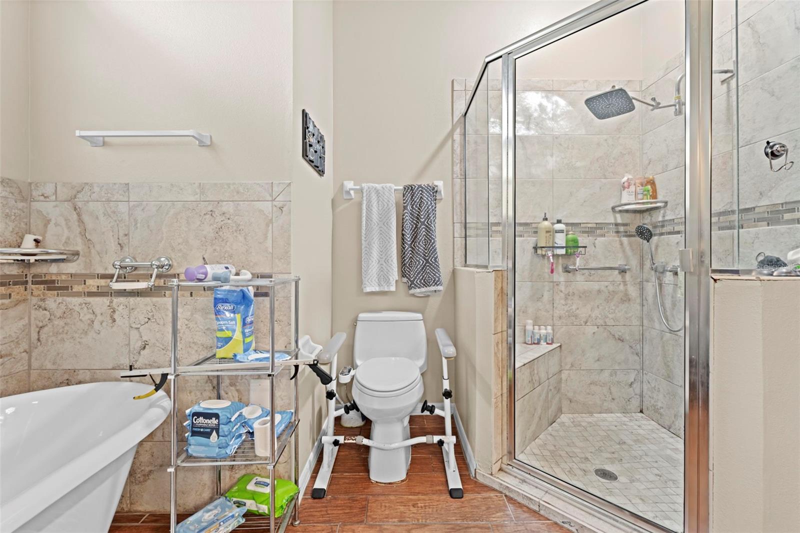 TIMBER PINES - Residential