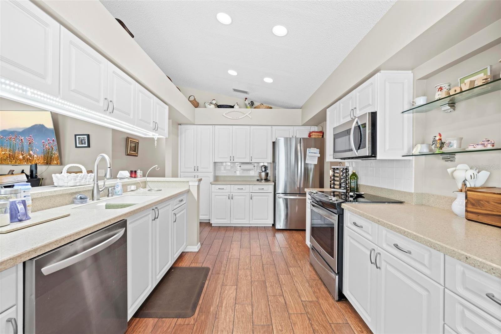 TIMBER PINES - Residential