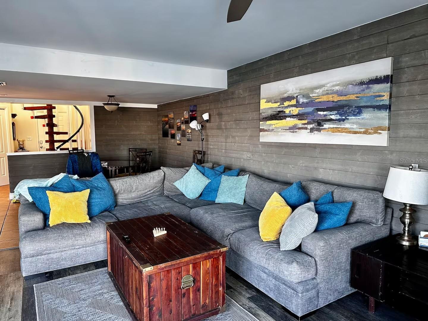 BAY BREEZE CONDO - Residential