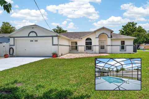 Photo of 20 Lake Meadow Way, Ormond Beach, FL 32174 (MLS # V4949676)