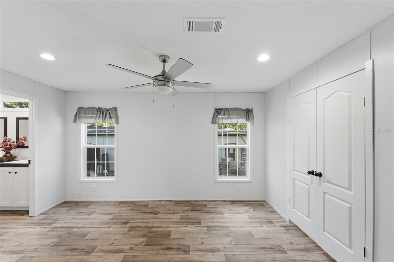 HIGHLAND LAKES - Residential