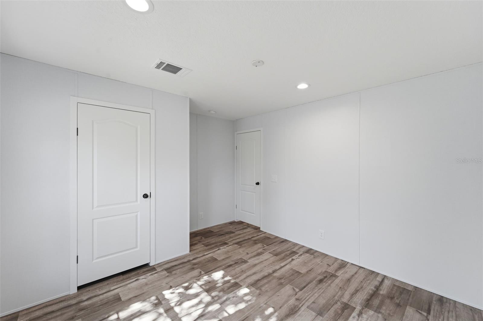 HIGHLAND LAKES - Residential
