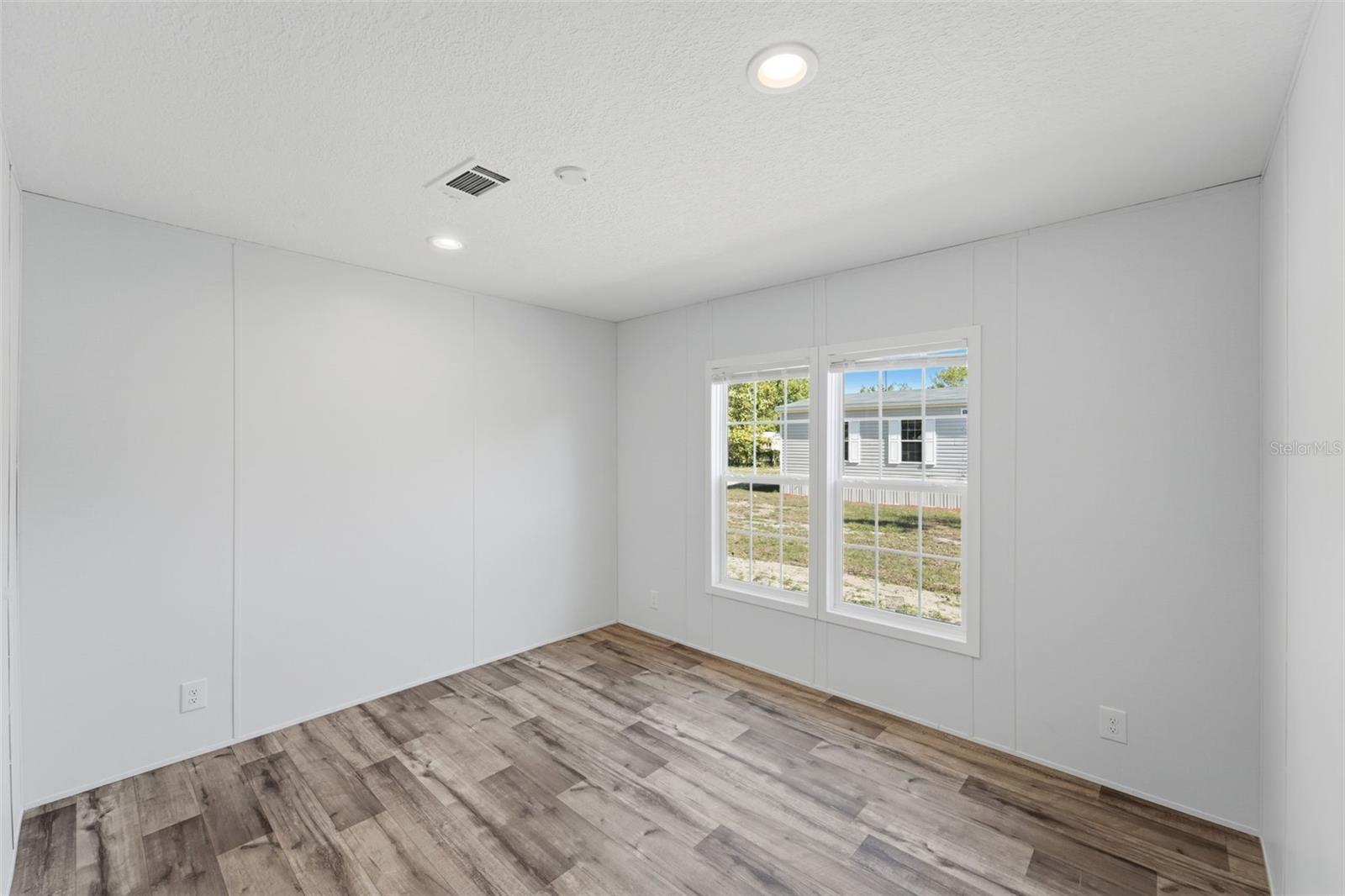 HIGHLAND LAKES - Residential