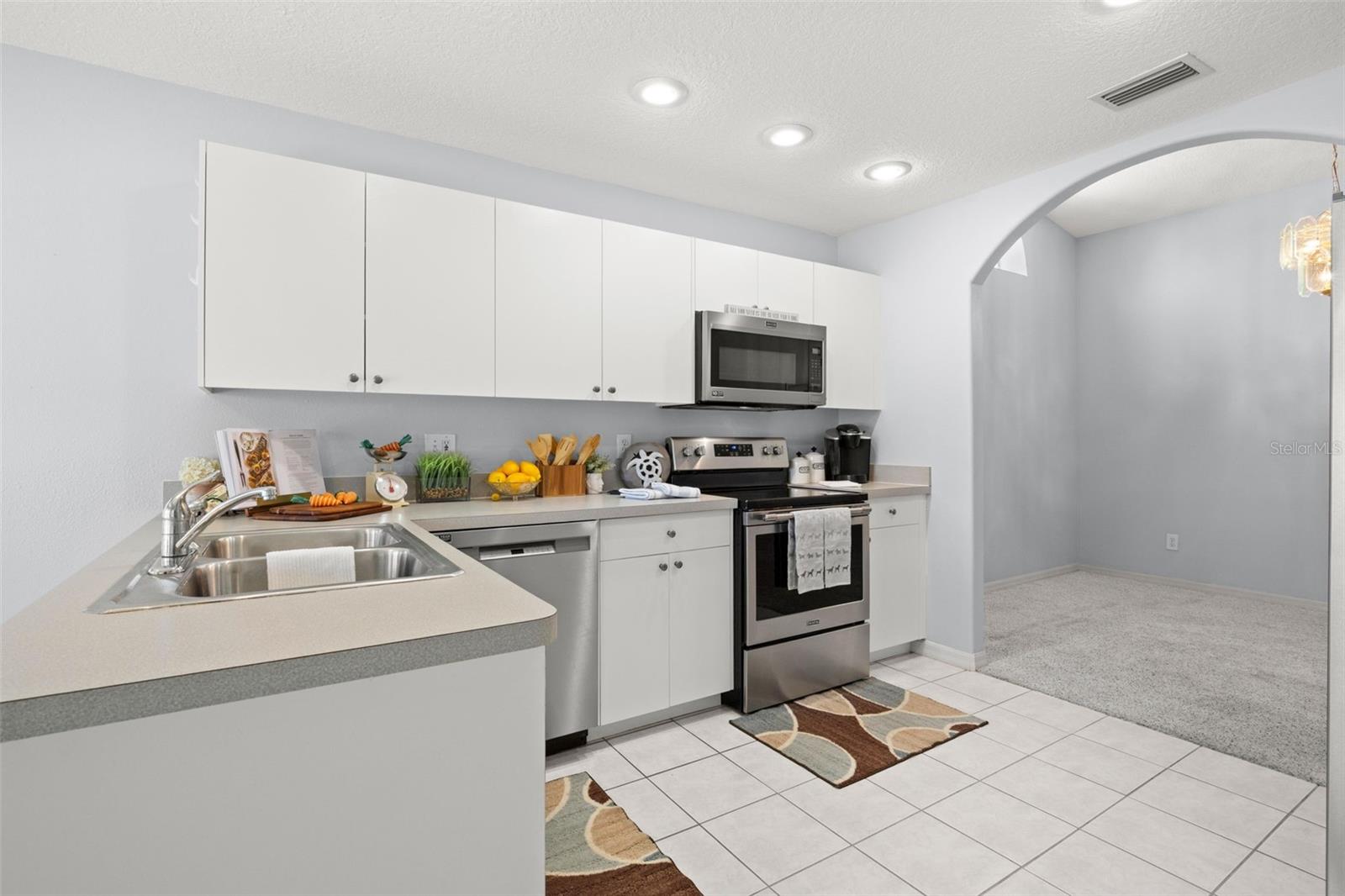 GULL-AIRE VILLAGE PH 2C - Residential