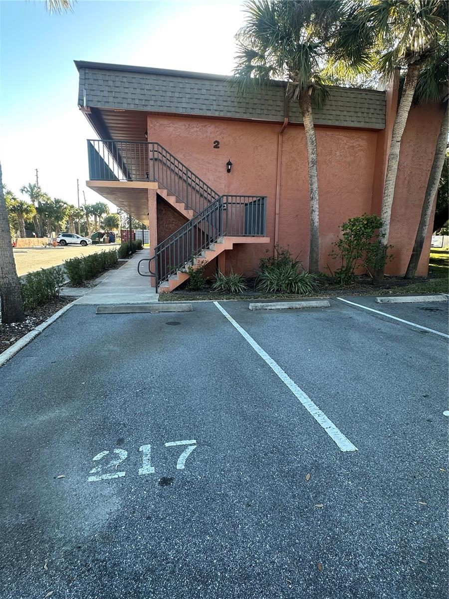 COVE SPGS CONDO - Residential