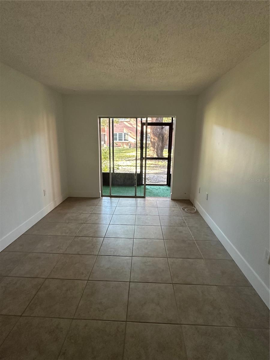 COVE SPGS CONDO - Residential