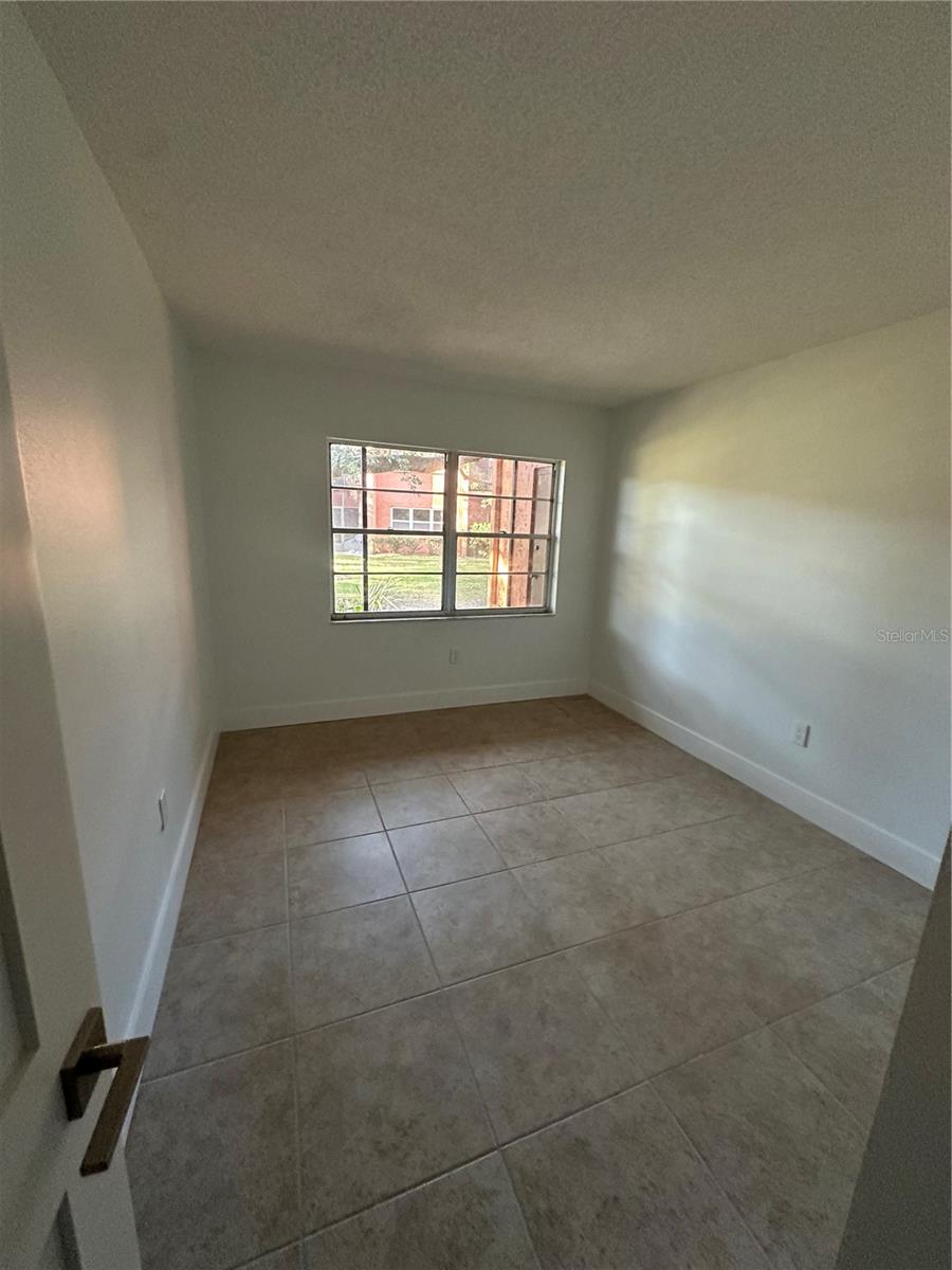 COVE SPGS CONDO - Residential