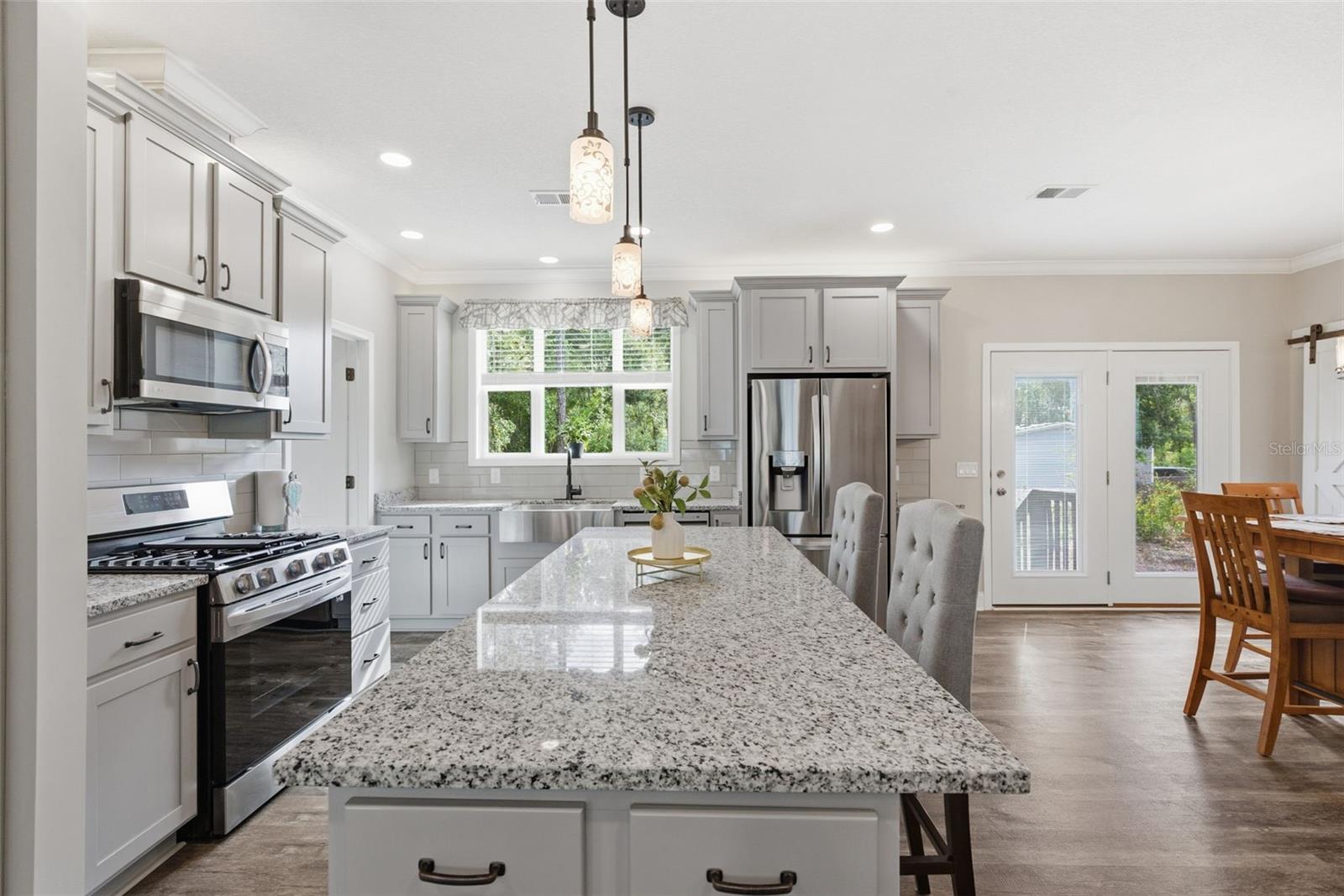 ACREAGE - Residential