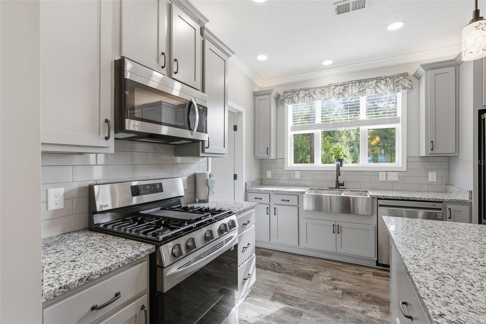 ACREAGE - Residential