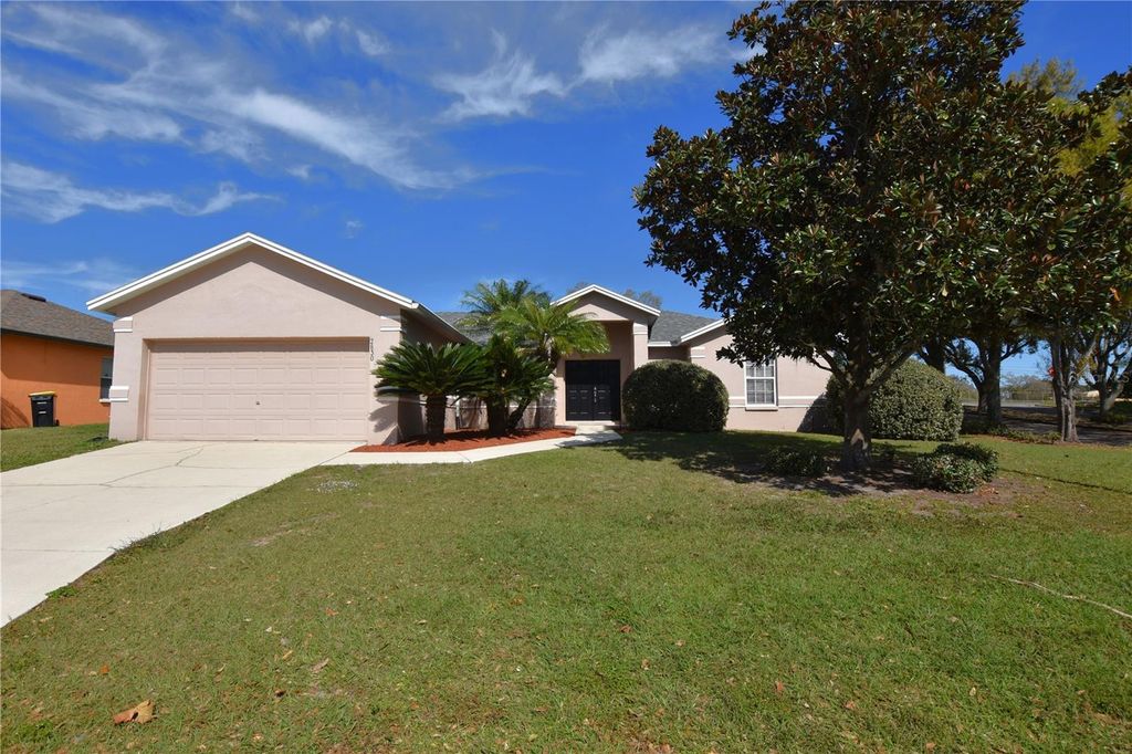 Photo of 2830 Hickory Ridge Drive, Lakeland, FL 33813 (MLS # L4958911)