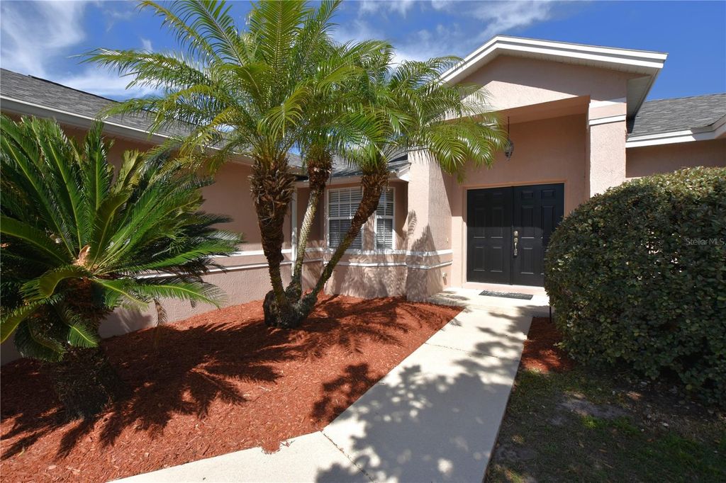 Photo of 2830 Hickory Ridge Drive, Lakeland, FL 33813 (MLS # L4958911)