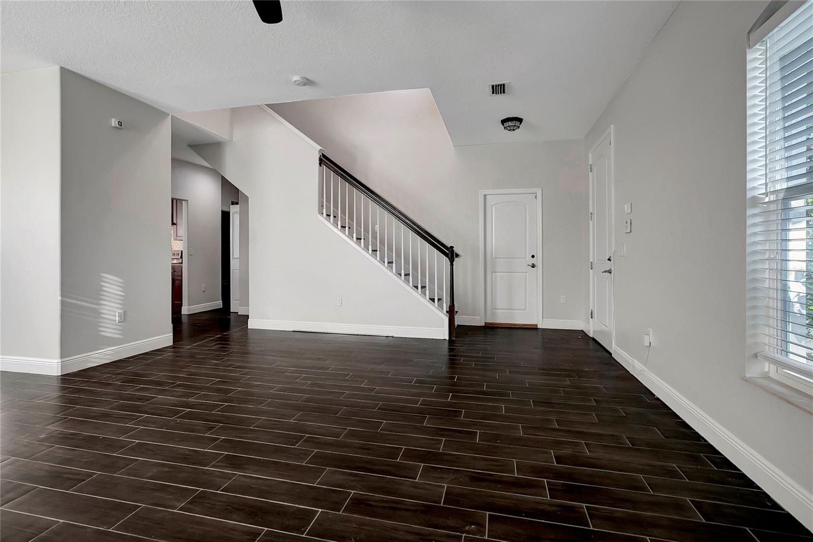 TODDS TERRACE SUB - Residential Lease