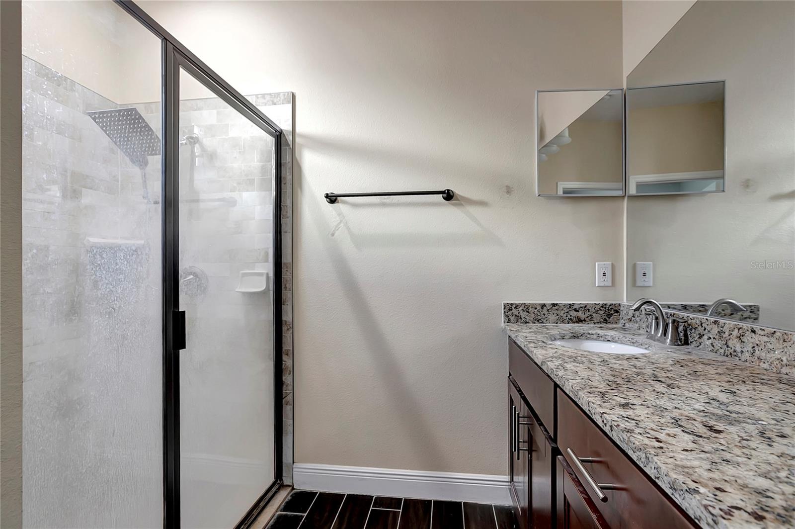 TODDS TERRACE SUB - Residential Lease