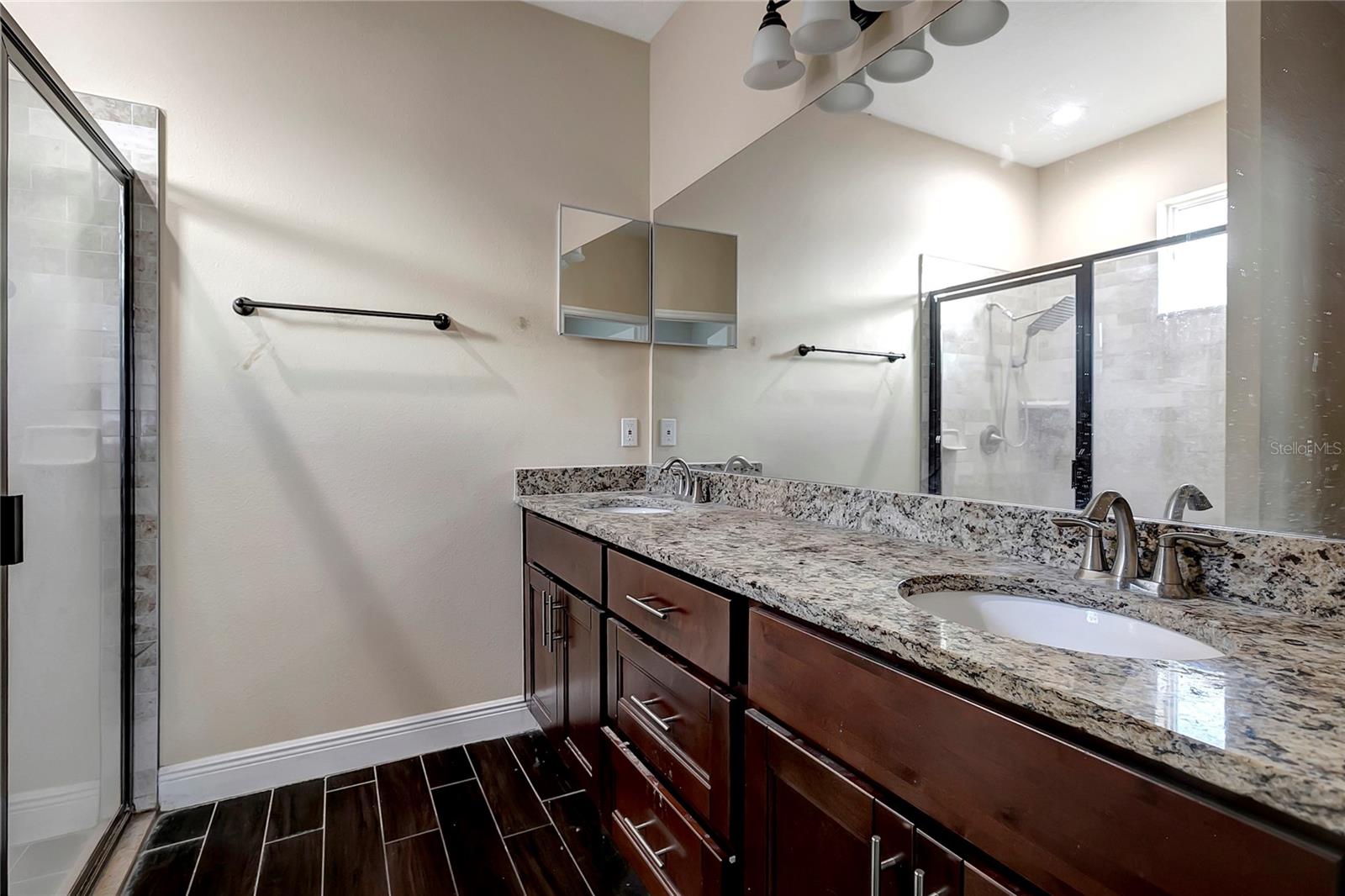 TODDS TERRACE SUB - Residential Lease