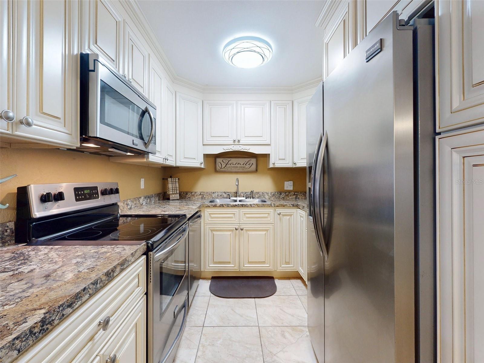 3800 SAXON DRIVE 250