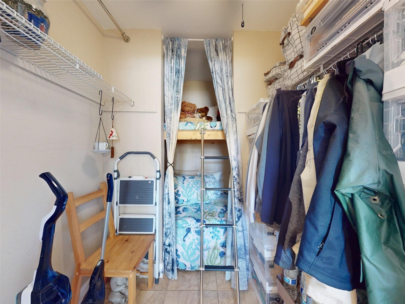 CORONADO COVE 01 - Residential