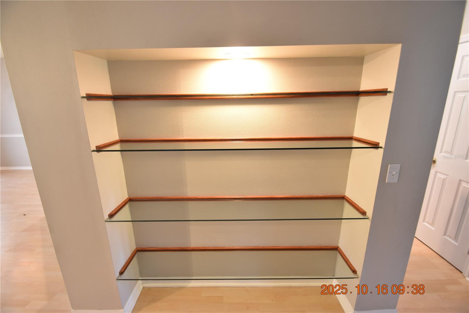 BUCKHORN FOURTH ADD UNIT - Residential Lease