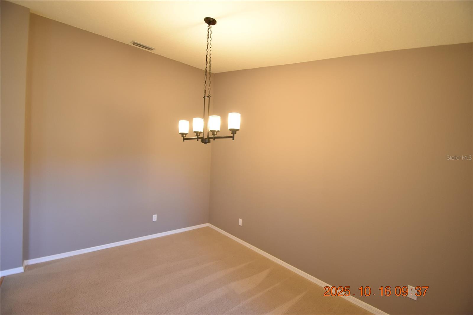 BUCKHORN FOURTH ADD UNIT - Residential Lease